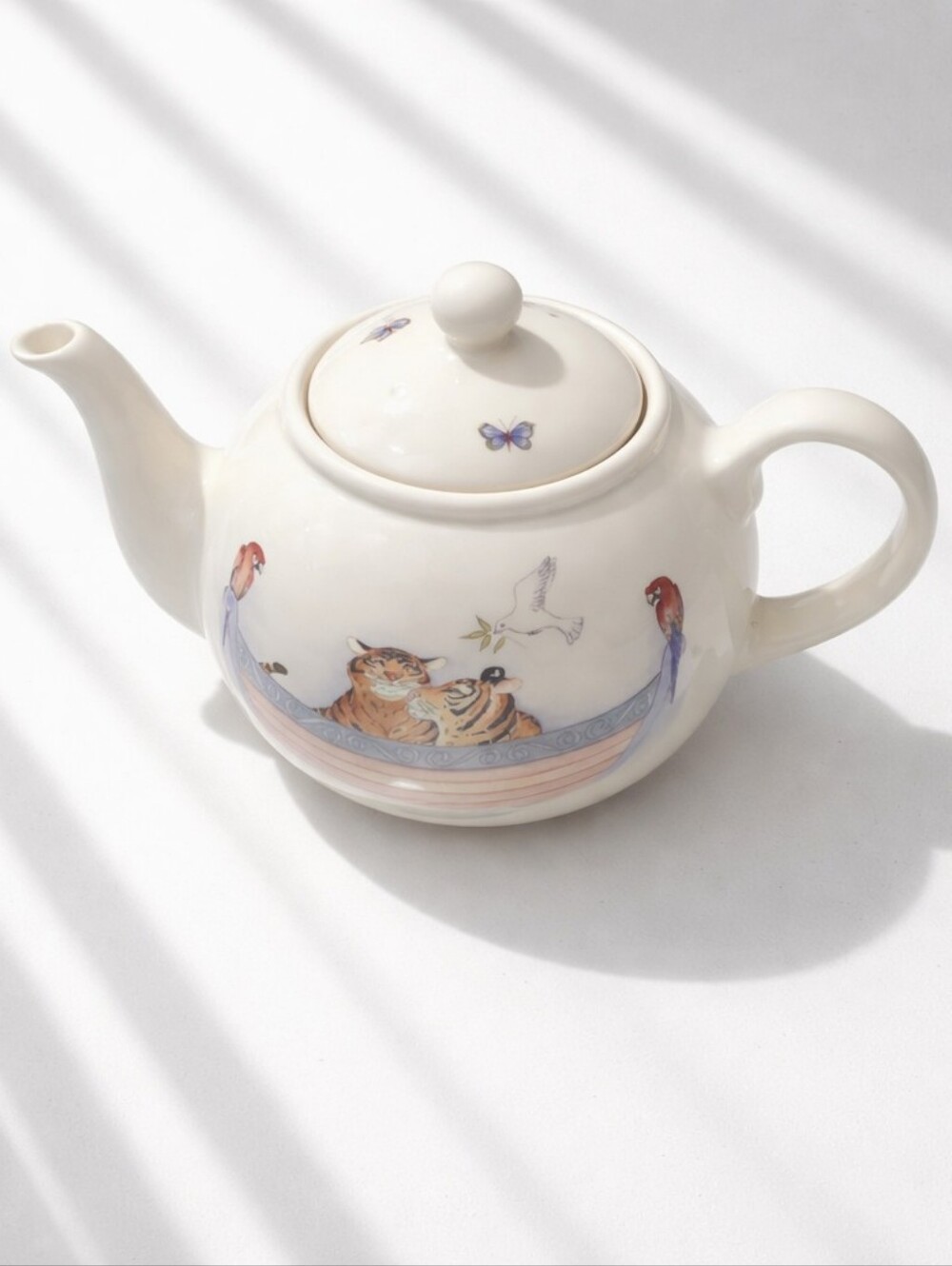 Arthur Wood Teapot With Animal Print  "Noahs Ark"